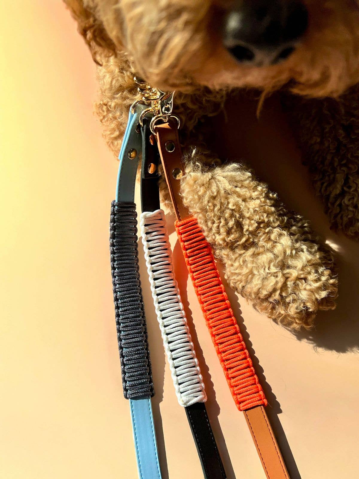 Laisse-bandana Mocka multiposition en simili cuir