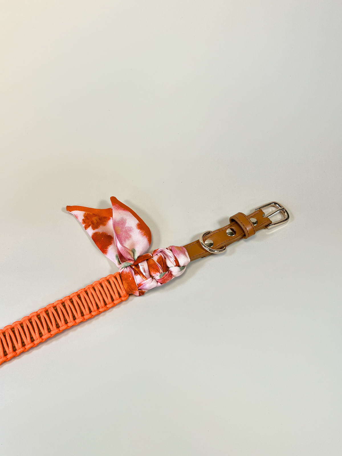 Collier-bandana Mocka en simili cuir