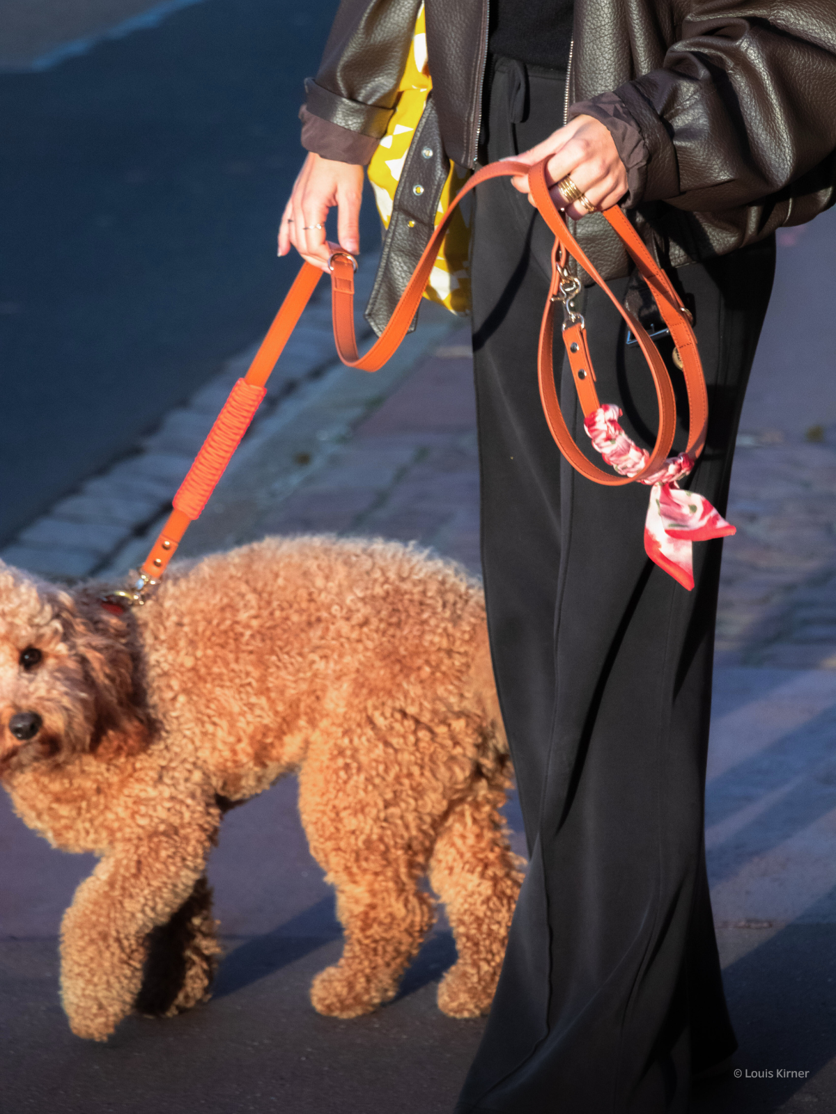 Laisse-bandana Mocka multiposition en simili cuir